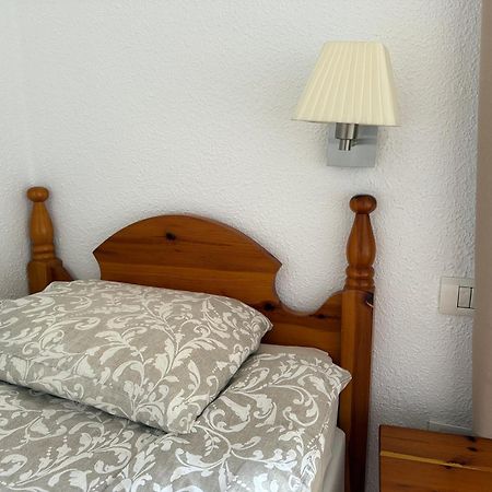 Sunny 2-Bedroom Apartment In Parque Santiago II Playa de las Américas Eksteriør billede